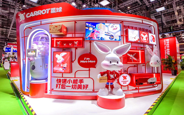 暖光营造私密感的效果如何体现在会展展览设计上？